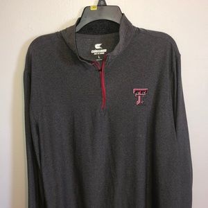 Mens lightweighr pullover.